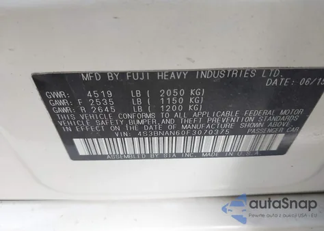 2015 Subaru Legacy 2.5I Limited из США, поврежденный, VIN 4S3BNAN60F3070375